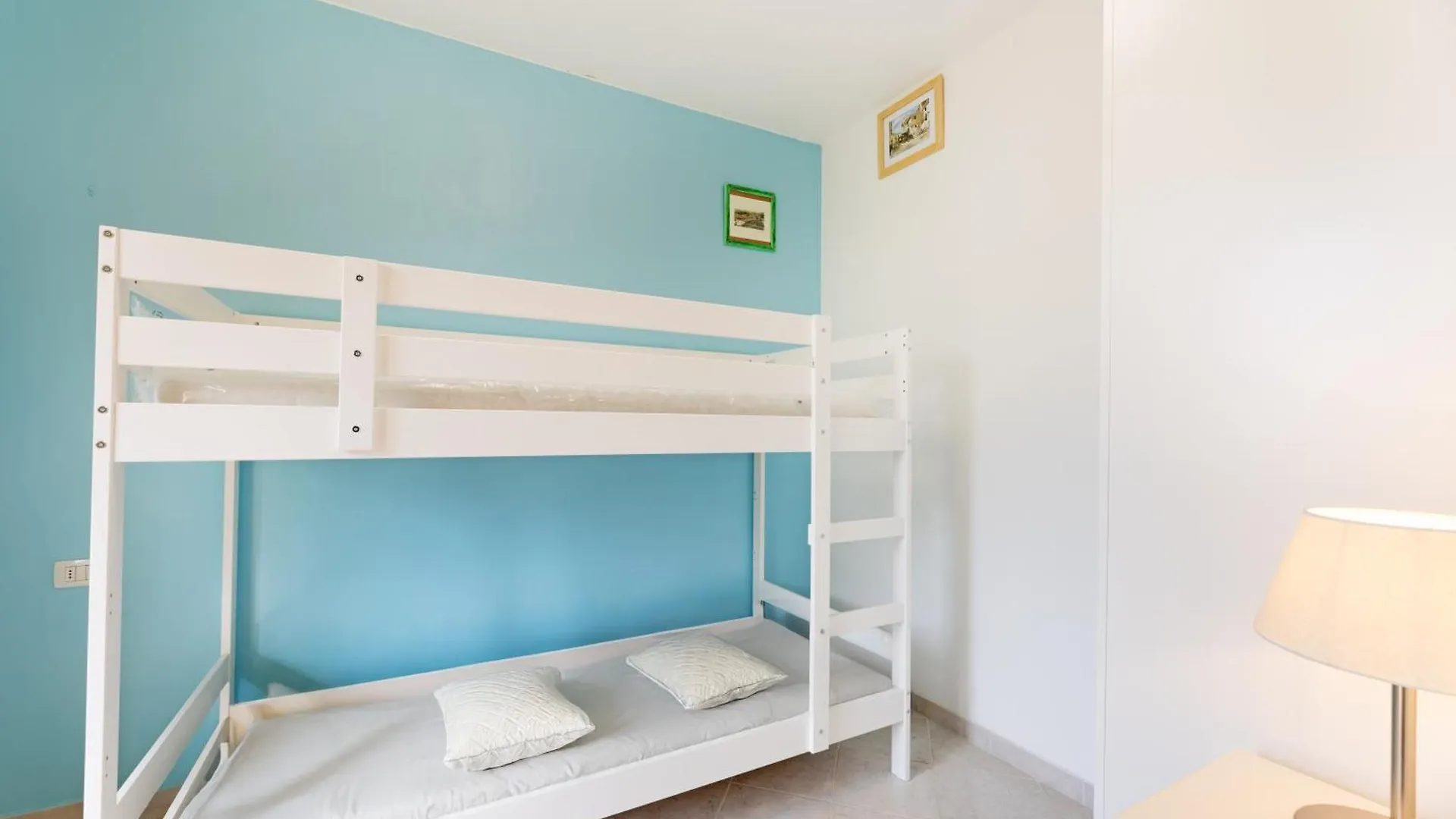 Апартаменты Casa Ohana A Porto Azzurro - Goelba